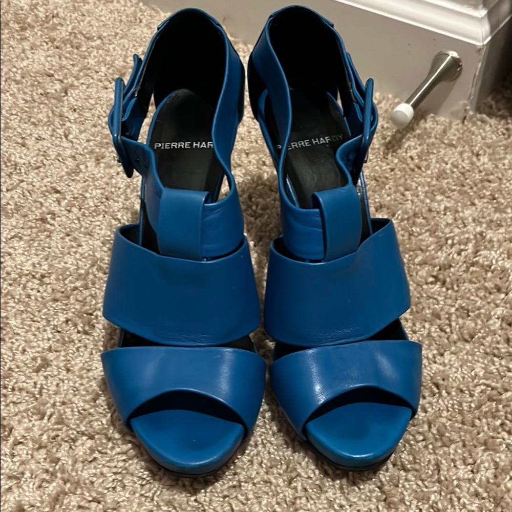 Pierre Hardy Blue Sandals with Modern Straps